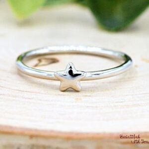 Sterling Silver Star Ring Dainty 925 Silver Band Petite Stackable Minimalist Star Jewelry Gift for Women Teens Girls Stylish Celestial Ring